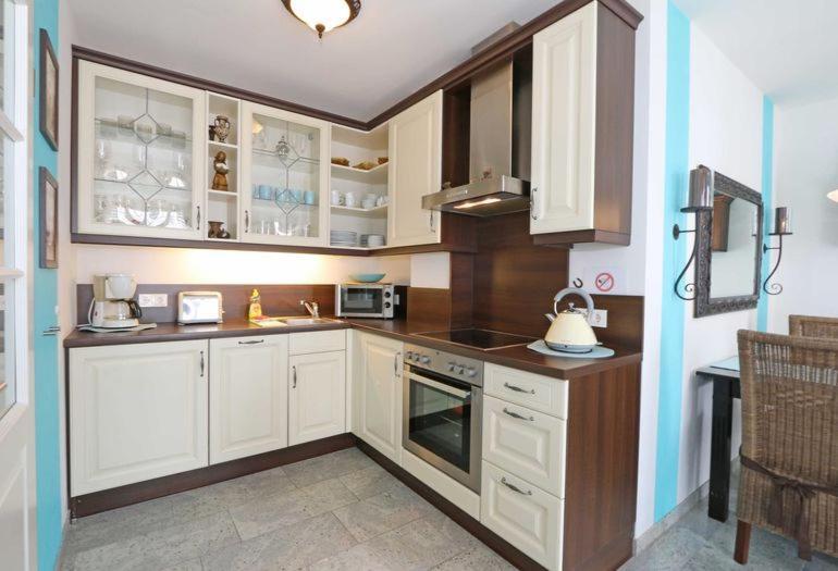 Villa Lena - Wohnung Perlmutt Sellin  Bagian luar foto